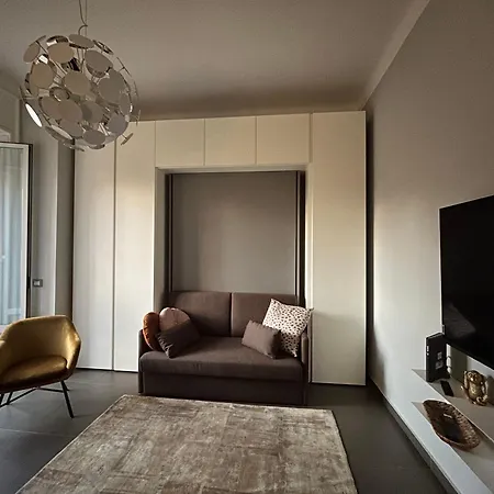 Monolocale Vicino Metro E Aeroporto Linate Apartment Milan Exterior photo