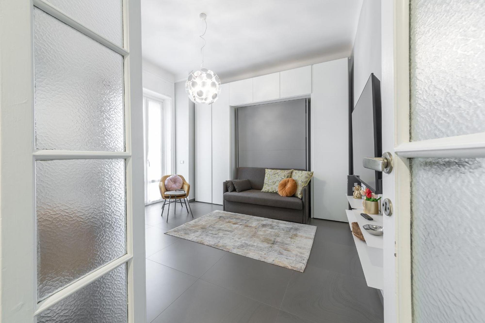 Monolocale Vicino Metro E Aeroporto Linate Apartment *